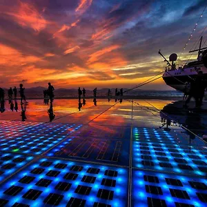 https://2studios-kalelarga.hotelinzadar.com